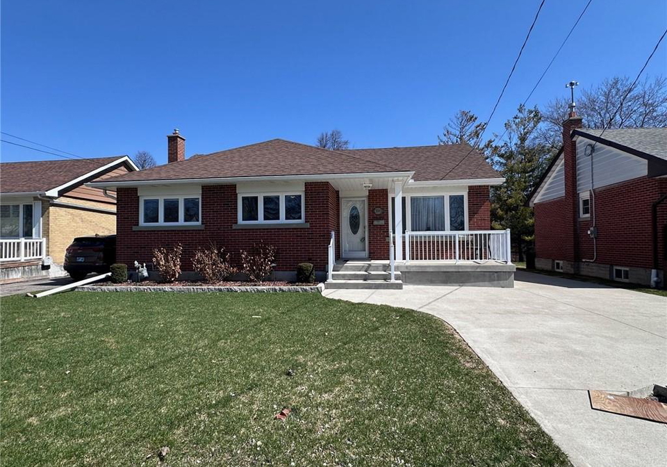 390-dumfries-avenue-kitchener-ontario-40818027