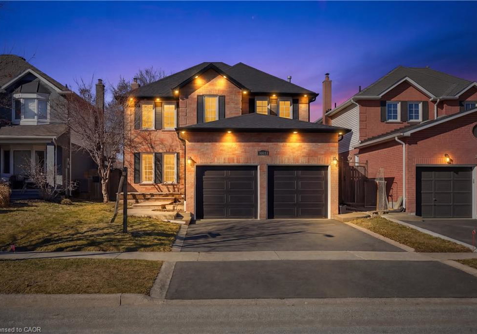 2443-newport-street-burlington-ontario-40818032