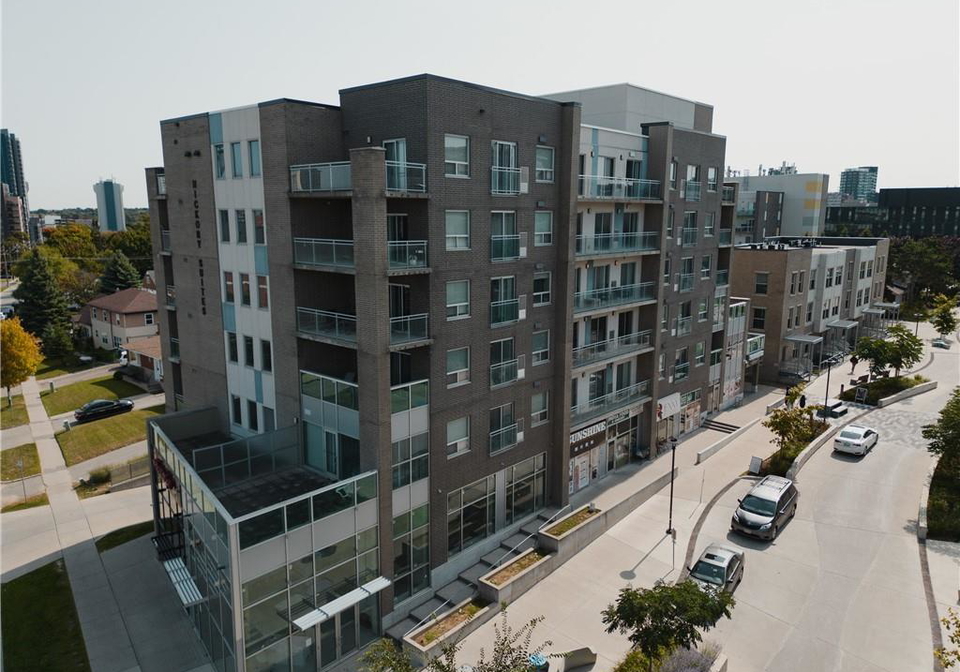 62-balsam-street-waterloo-ontario-40818050