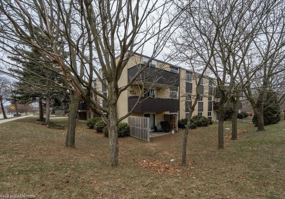 75-hazelglen-drive-kitchener-ontario-40818055