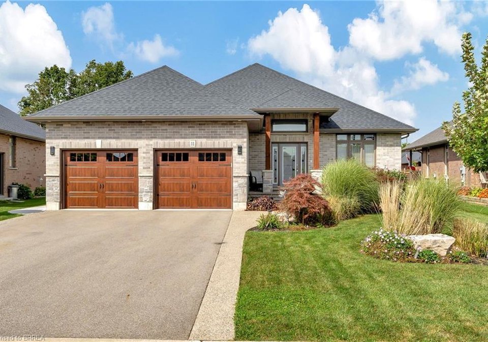 11-sycamore-drive-port-dover-ontario-40818059
