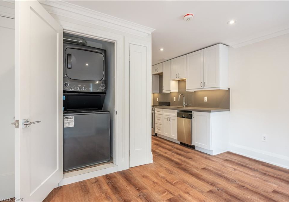 91-wellington-street-s-hamilton-ontario-40818099