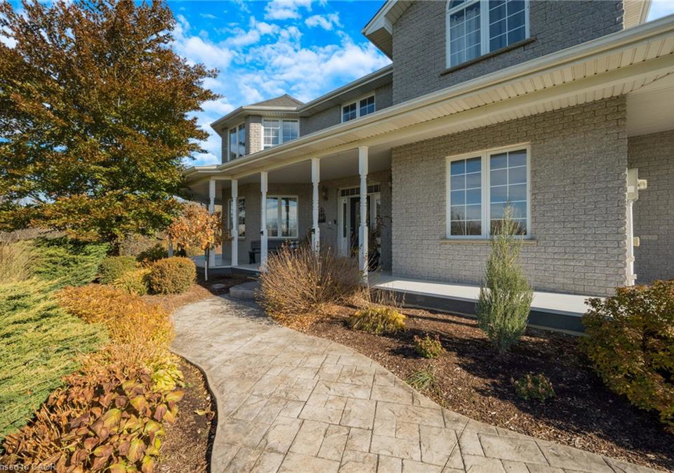 1295-sheffield-road-cambridge-ontario-40818151