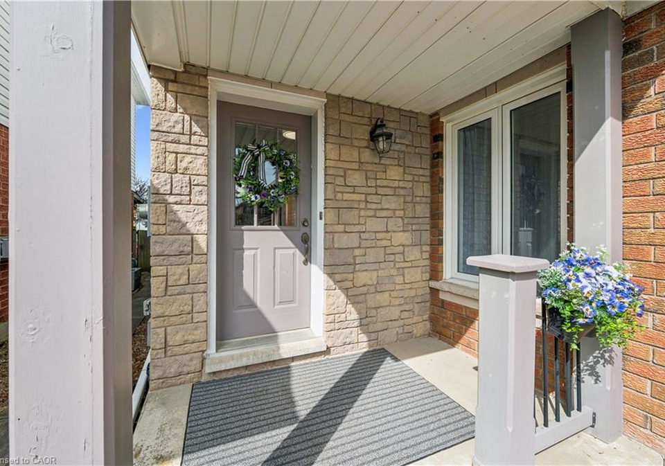 116-essex-point-drive-cambridge-ontario-40818152