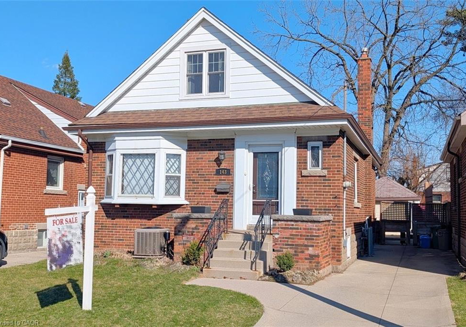 143-huxley-avenue-s-hamilton-ontario-40818153