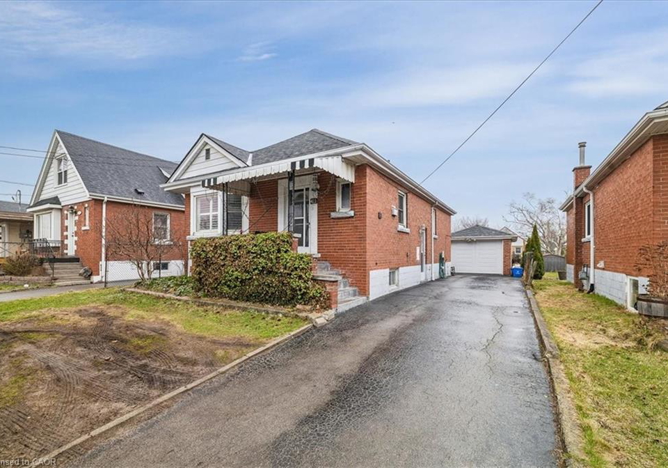 411-upper-gage-avenue-hamilton-ontario-40818178