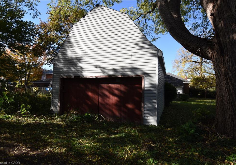 85-head-street-n-simcoe-ontario-40818204