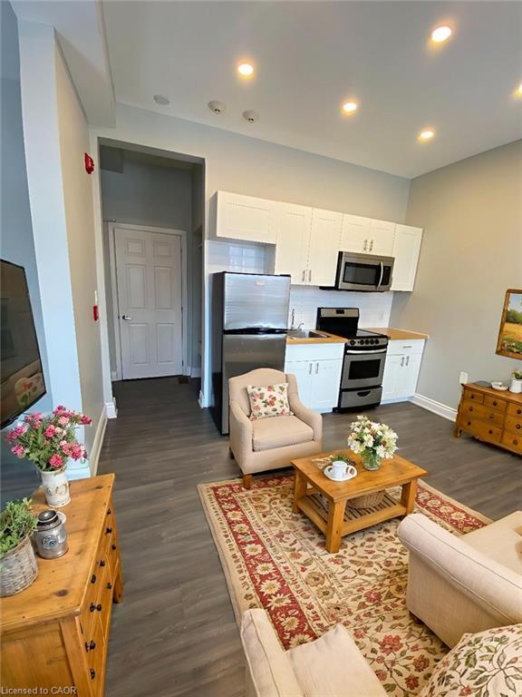 70-victoria-avenue-s-hamilton-ontario-40818206