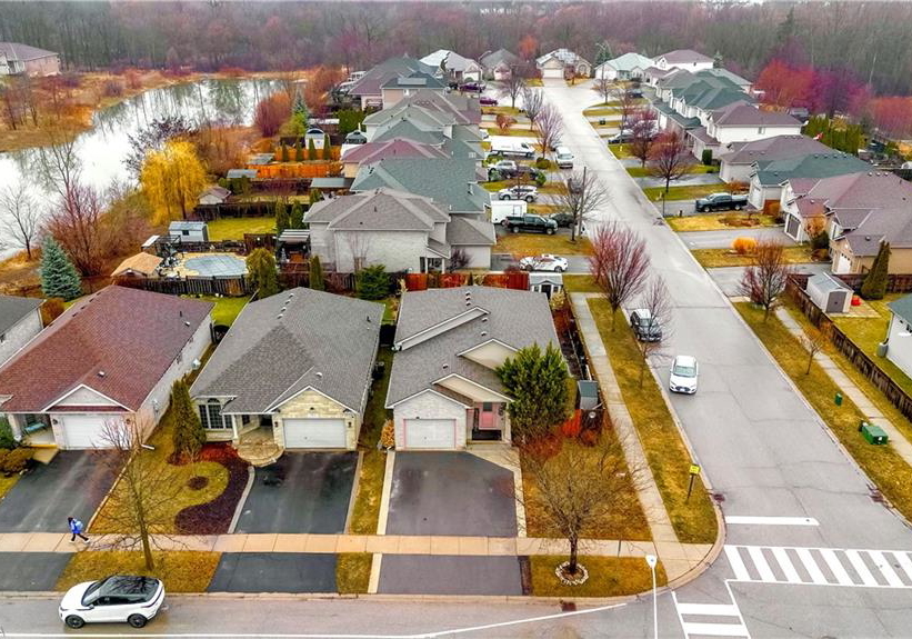 102-mcguiness-drive-brantford-ontario-40818257