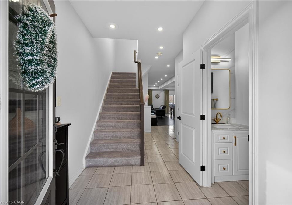 80-severino-circle-smithville-ontario-40818295