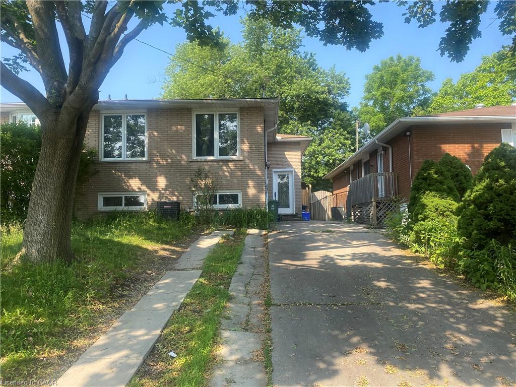 202-greencedar-drive-hamilton-ontario-40818302