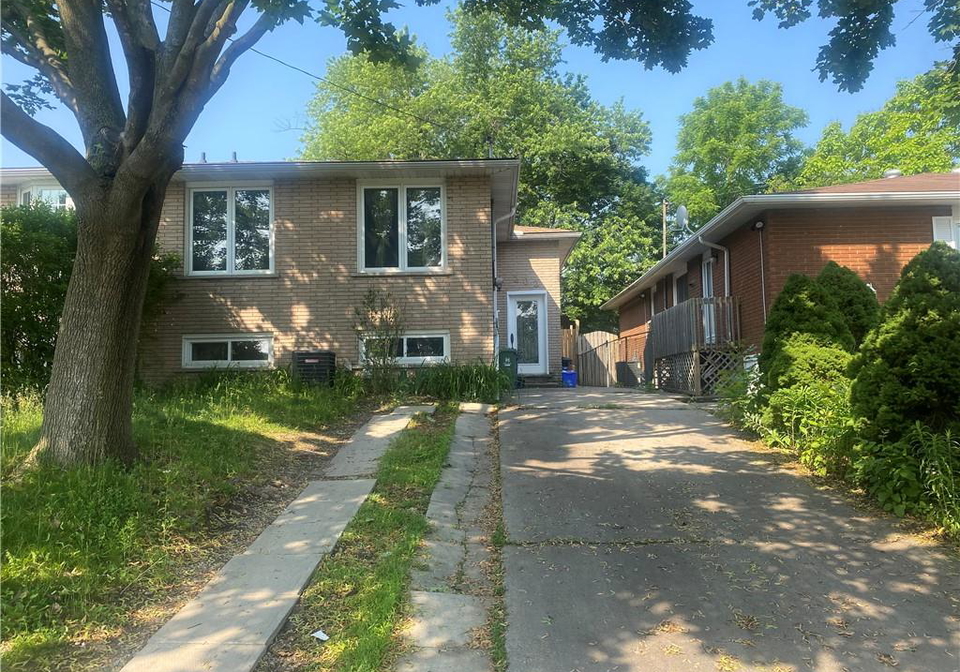 202-greencedar-drive-hamilton-ontario-40818302