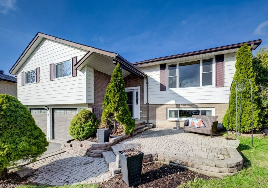 330-daleview-place-waterloo-ontario-40818316