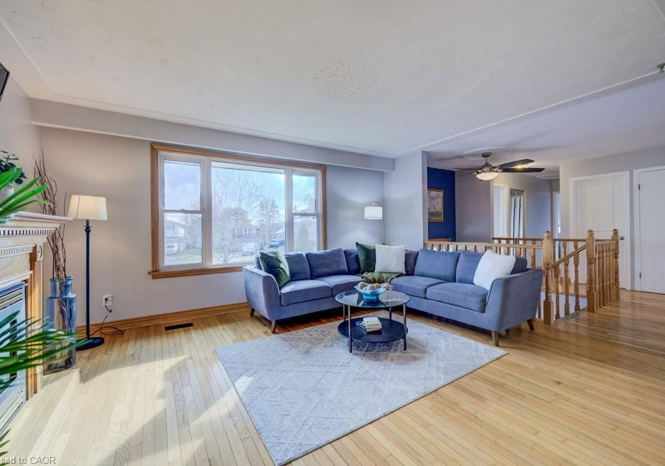 330-daleview-place-waterloo-ontario-40818316