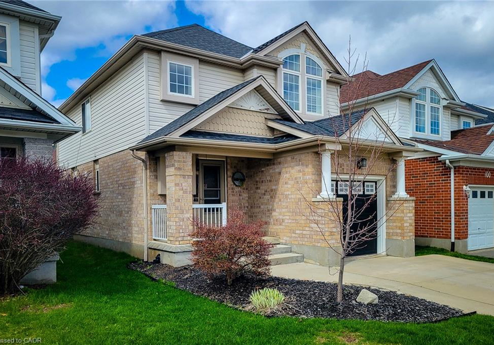 104-houghton-street-cambridge-ontario-40818322