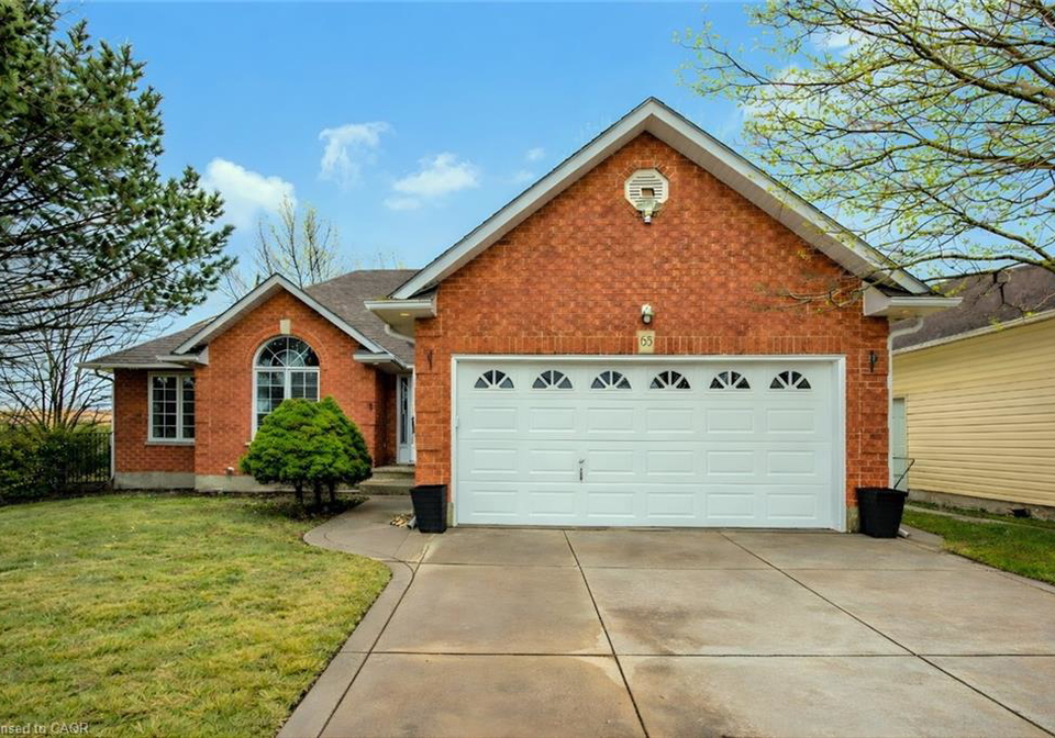 65-thistlemoor-drive-caledonia-ontario-40818336