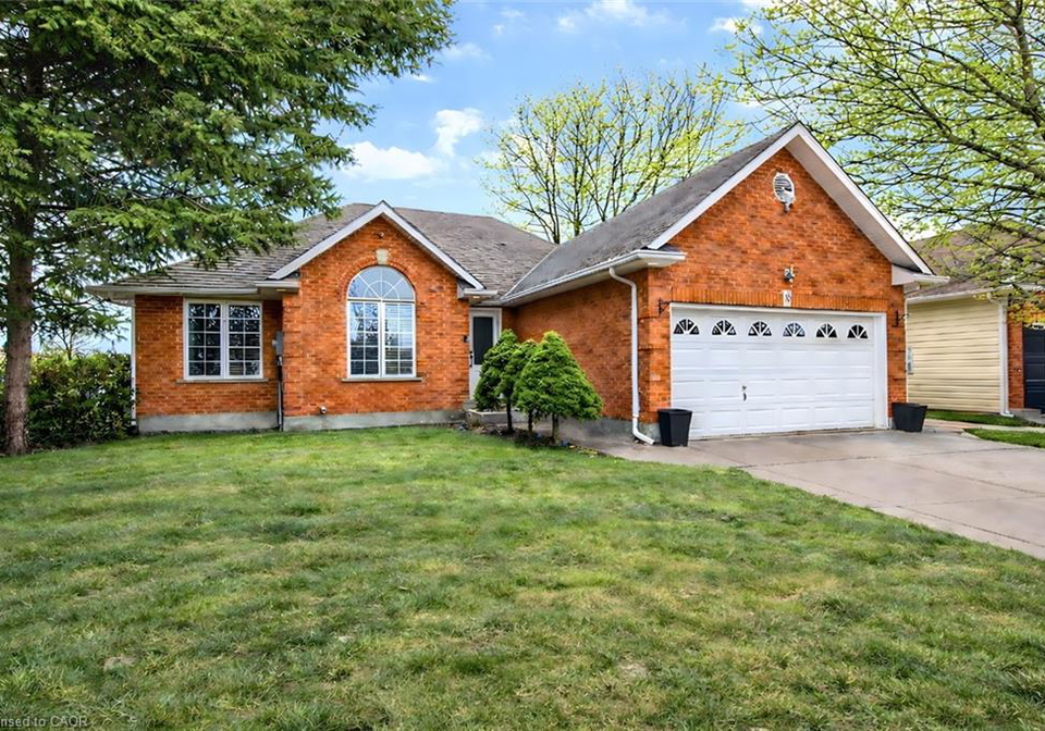 65-thistlemoor-drive-caledonia-ontario-40818336