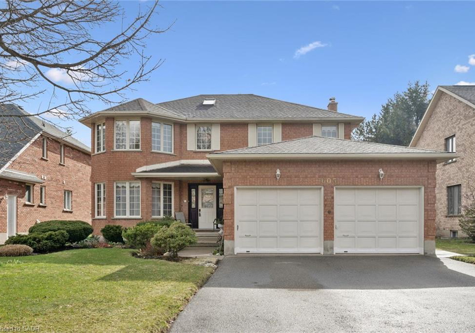 605-stonebury-crescent-waterloo-ontario-40818338