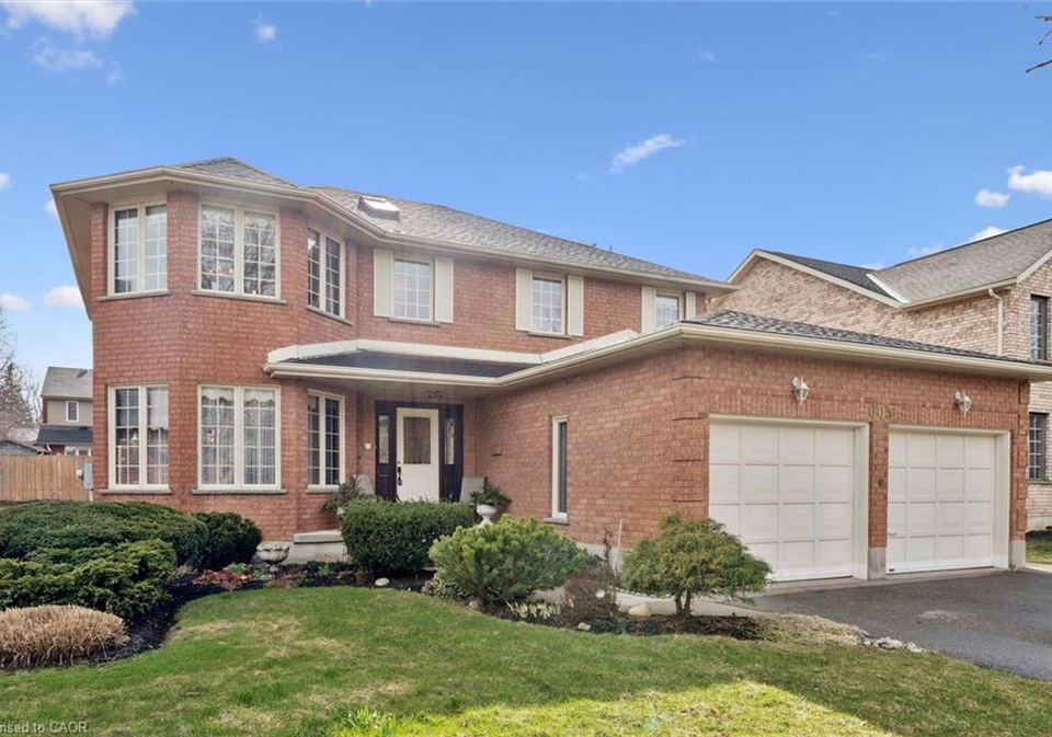 605-stonebury-crescent-waterloo-ontario-40818338