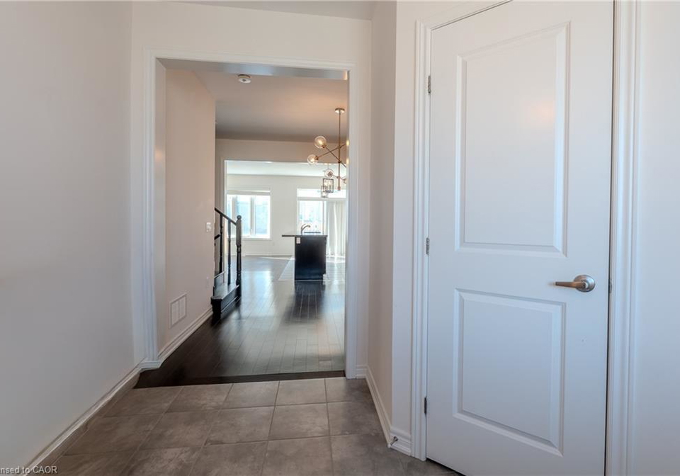 6-heming-trail-ancaster-ontario-40818355