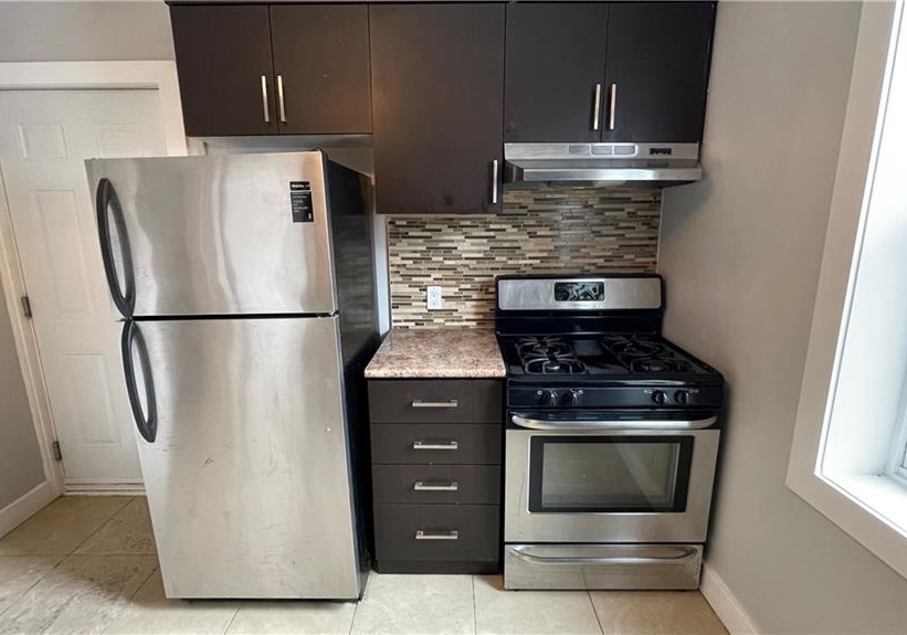 1544-king-street-e-hamilton-ontario-40818466