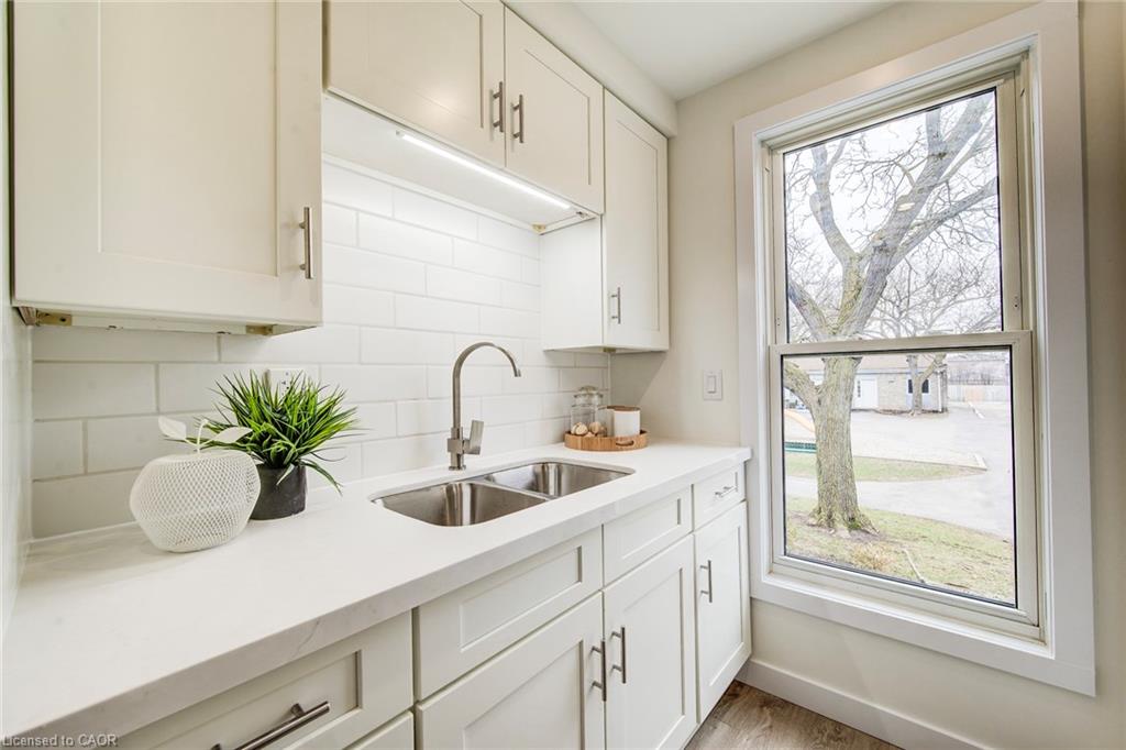 35-breckenridge-drive-kitchener-ontario-40818474