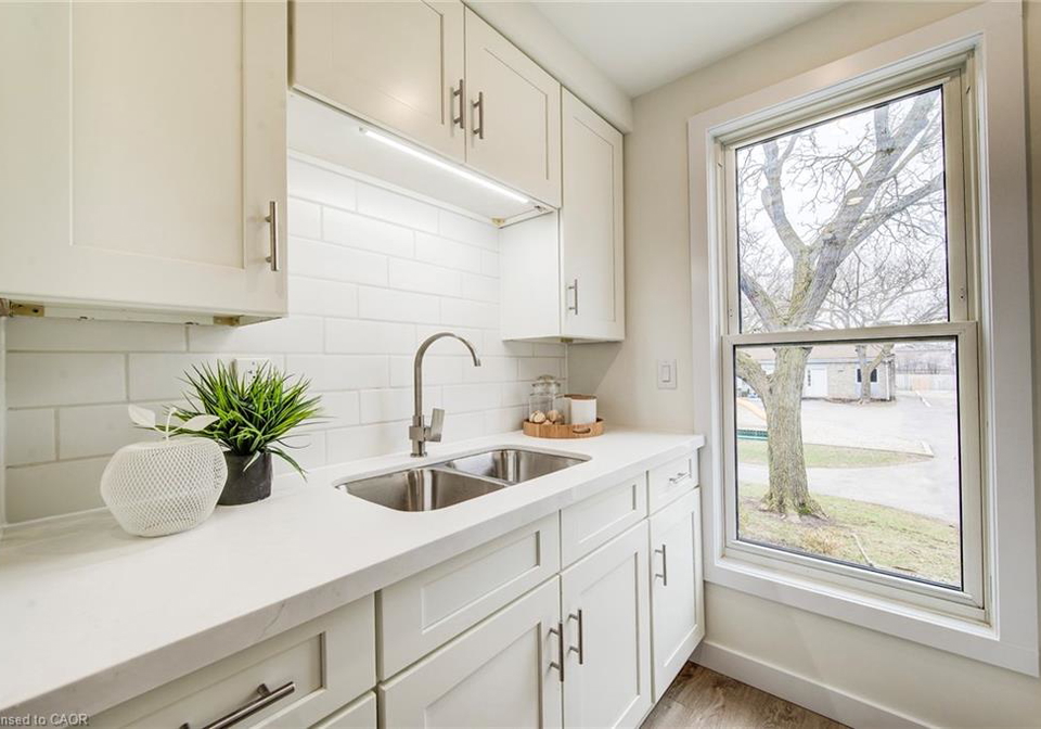 35-breckenridge-drive-kitchener-ontario-40818474