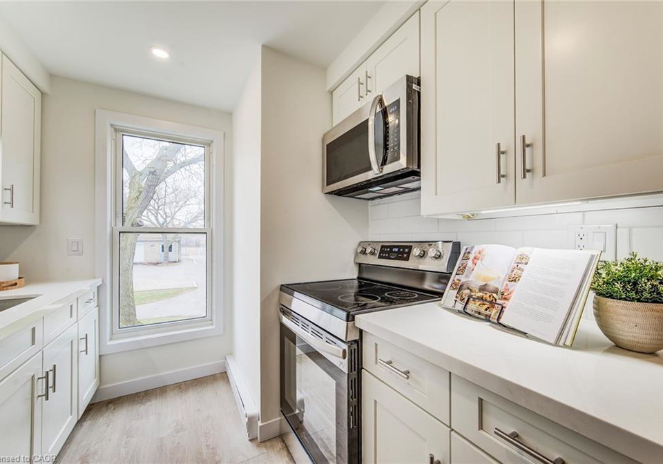 35-breckenridge-drive-kitchener-ontario-40818474