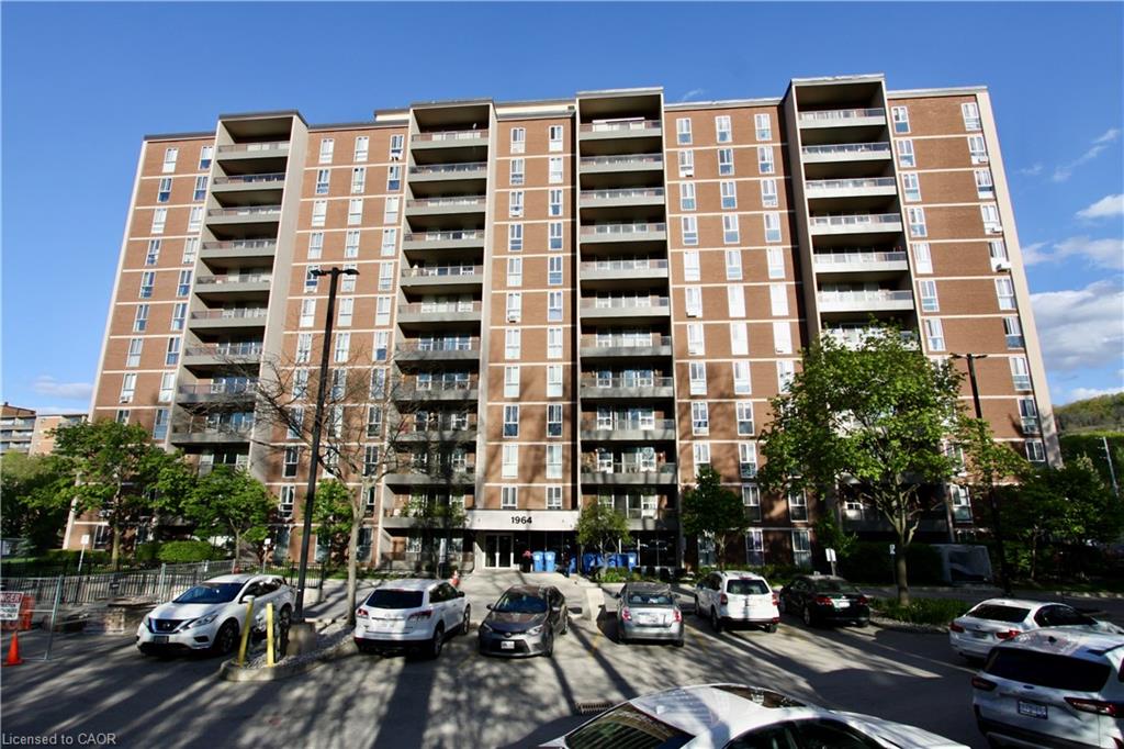 1964-main-street-w-hamilton-ontario-40818509