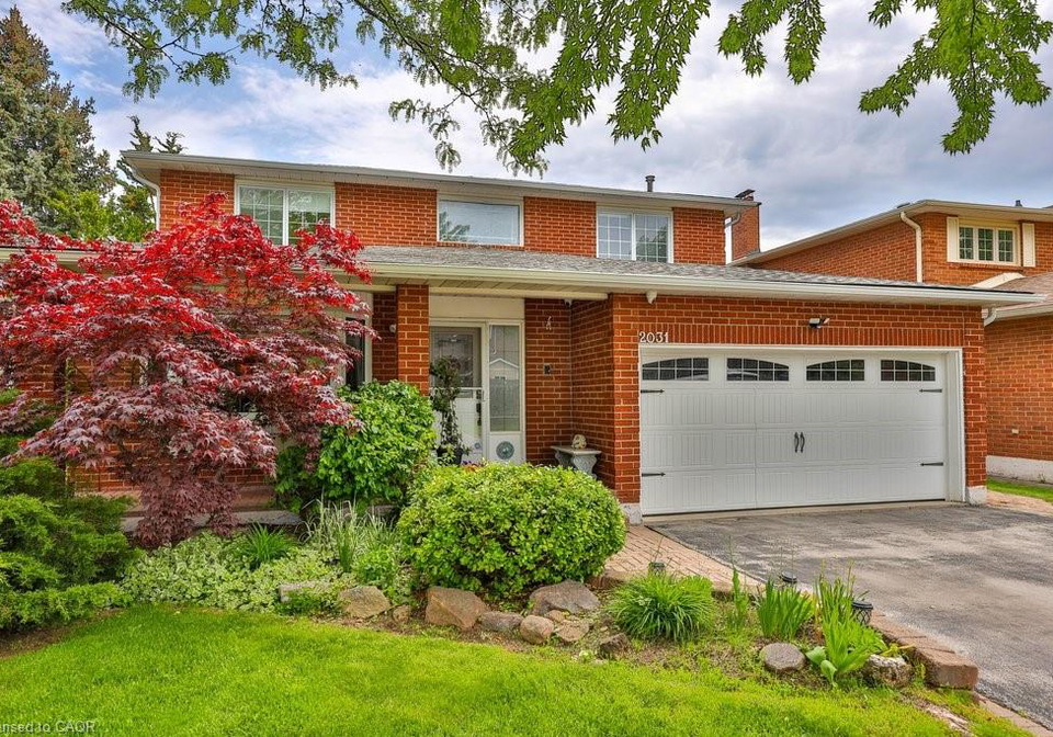 2031-pen-street-oakville-ontario-40818517