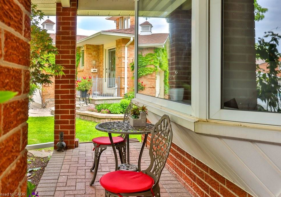 2031-pen-street-oakville-ontario-40818517