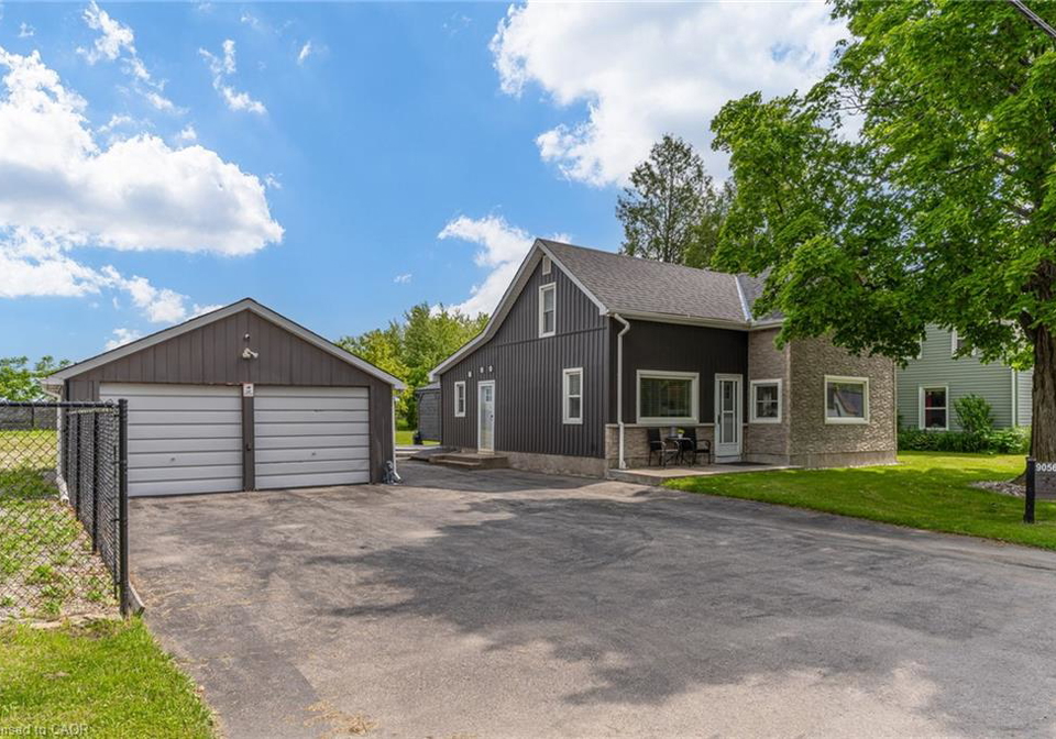 9056-airport-road-mount-hope-ontario-40818532