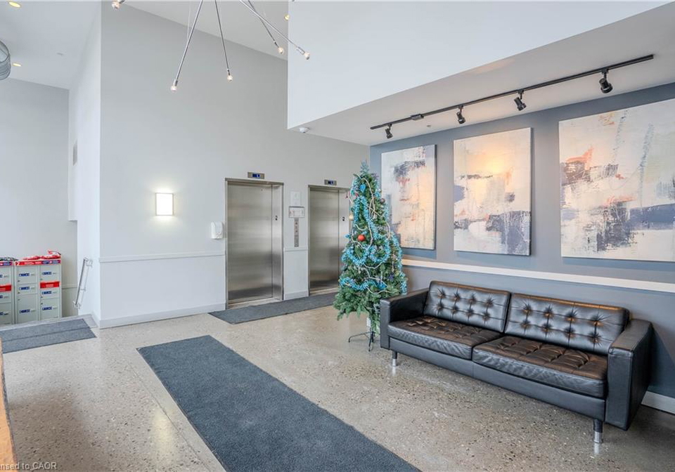 1-victoria-street-s-kitchener-ontario-40818551