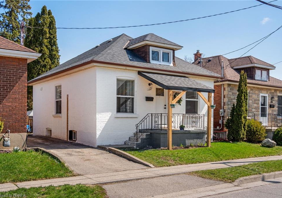 134-superior-street-brantford-ontario-40818561