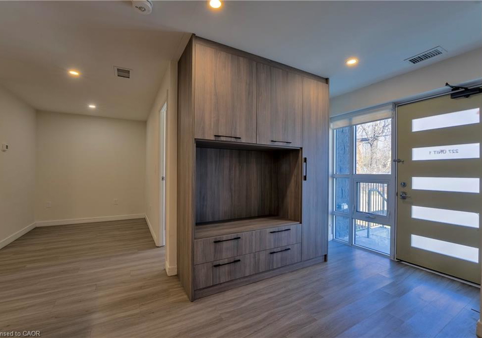 227-market-street-hamilton-ontario-40818609