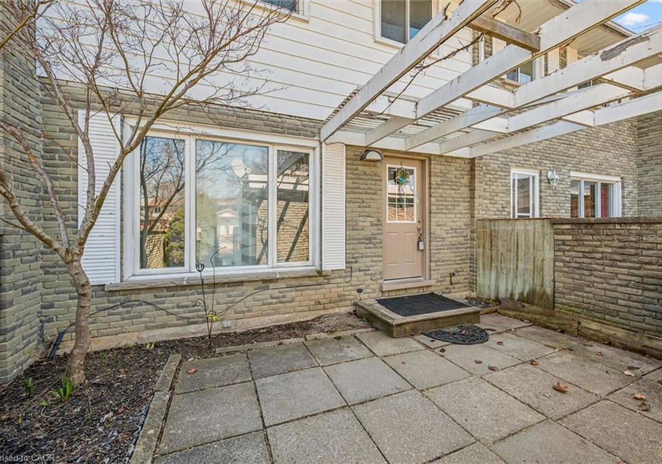55-ralgreen-crescent-kitchener-ontario-40818615
