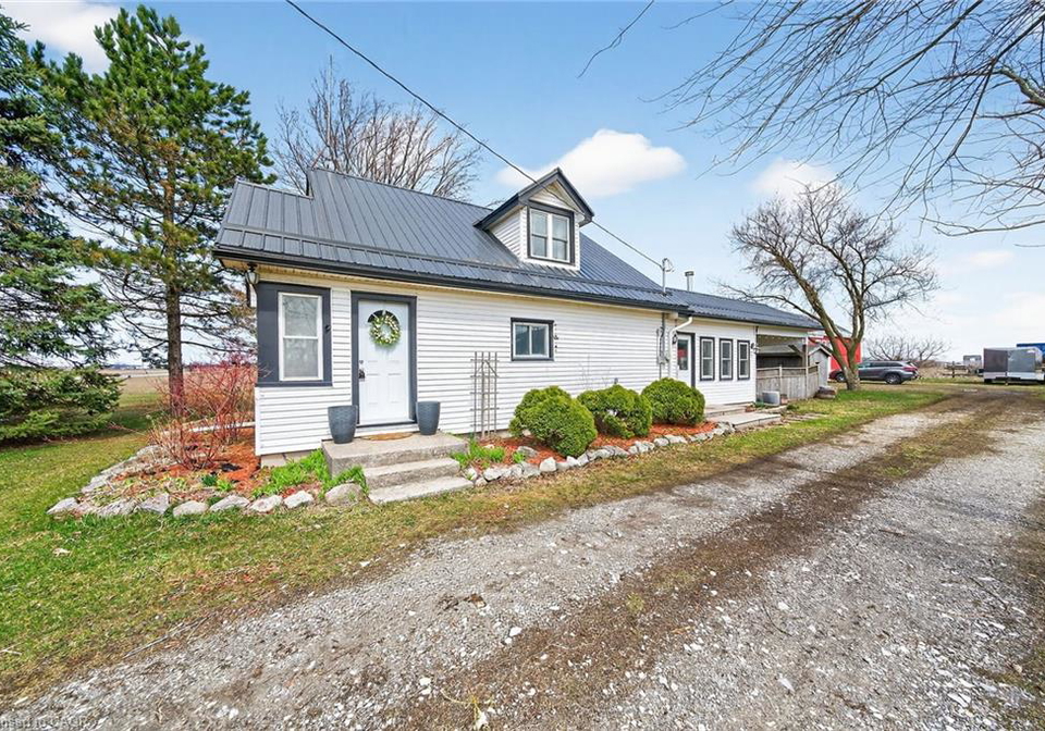 984-cheapside-road-jarvis-ontario-40818693
