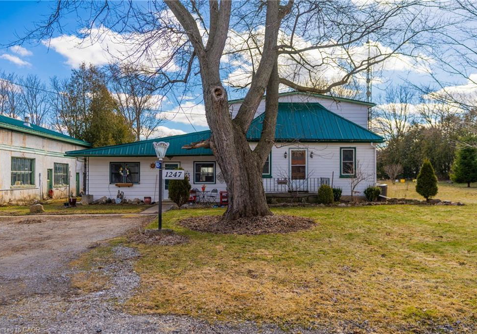 1247-old-highway-8-hamilton-ontario-40818722
