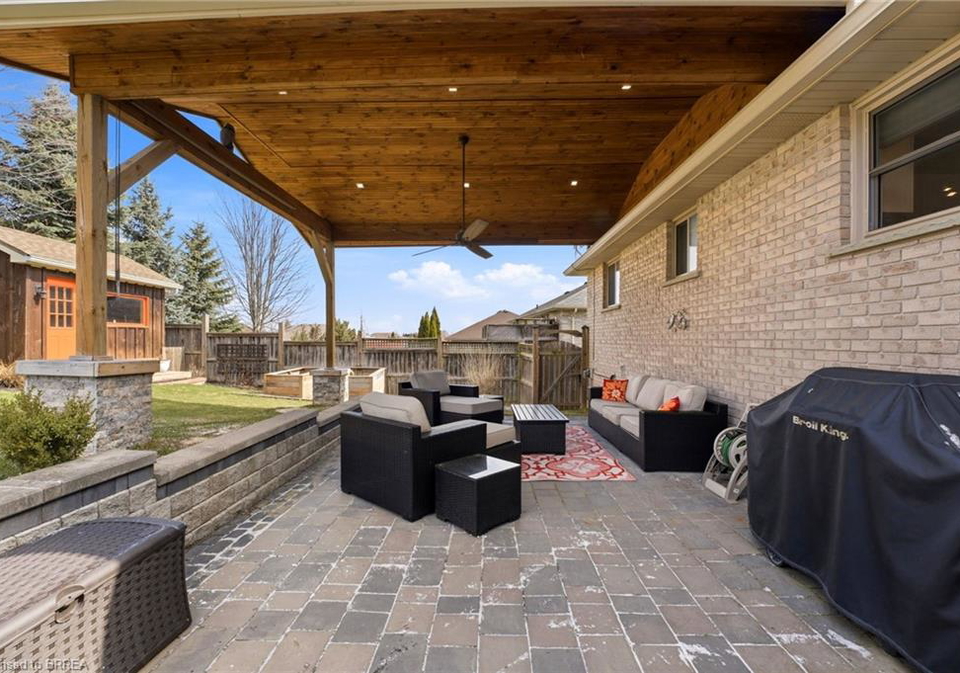 5-southampton-drive-st-george-ontario-40818728
