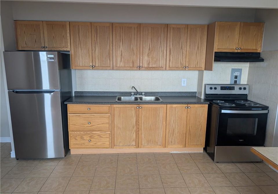 468-ottawa-street-n-hamilton-ontario-40818735