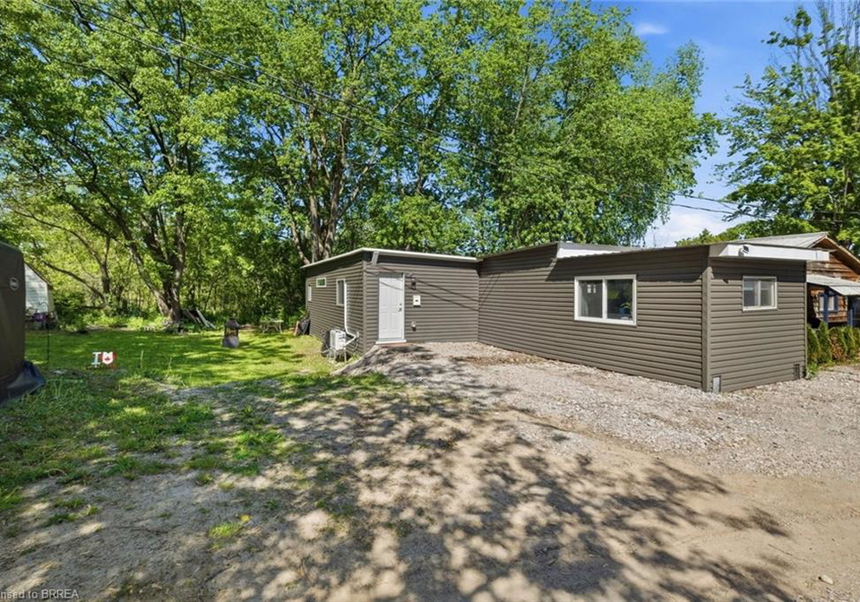99-fourth-concession-road-burford-ontario-40818754