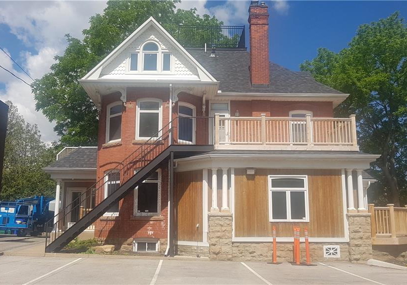84-main-street-e-grimsby-ontario-40818758
