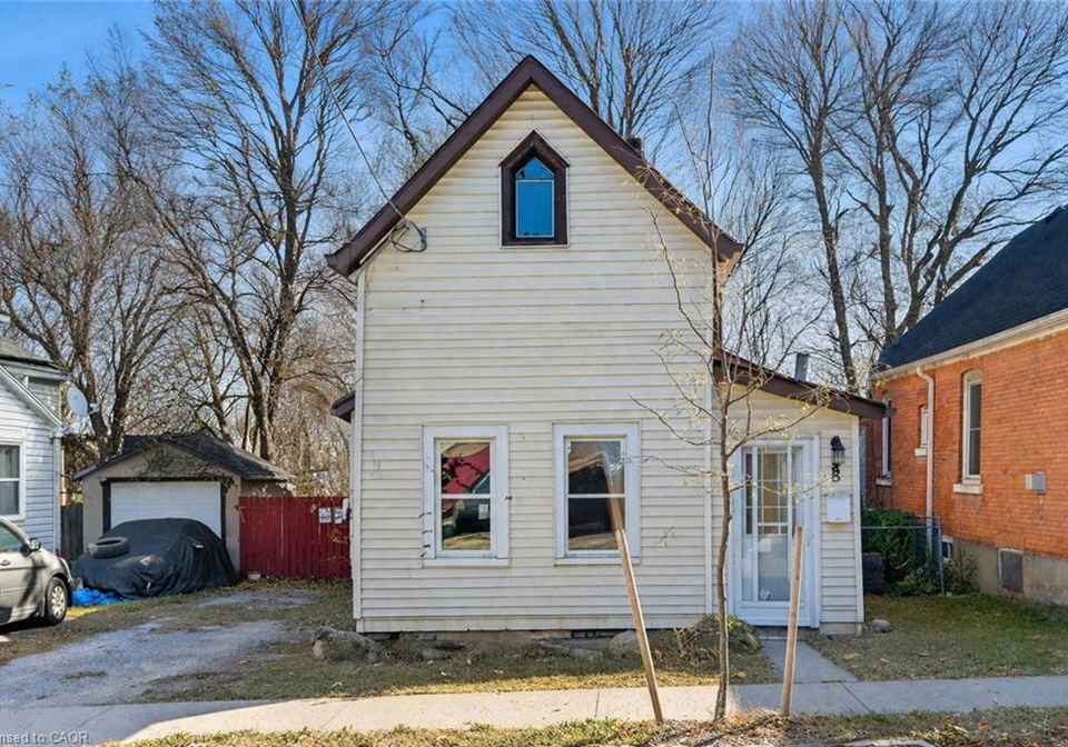 8-tasker-street-st-catharines-ontario-40818761