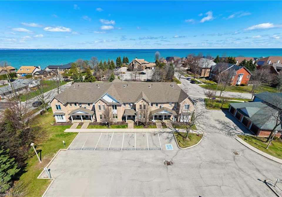 2-harbour-drive-hamilton-ontario-40818808