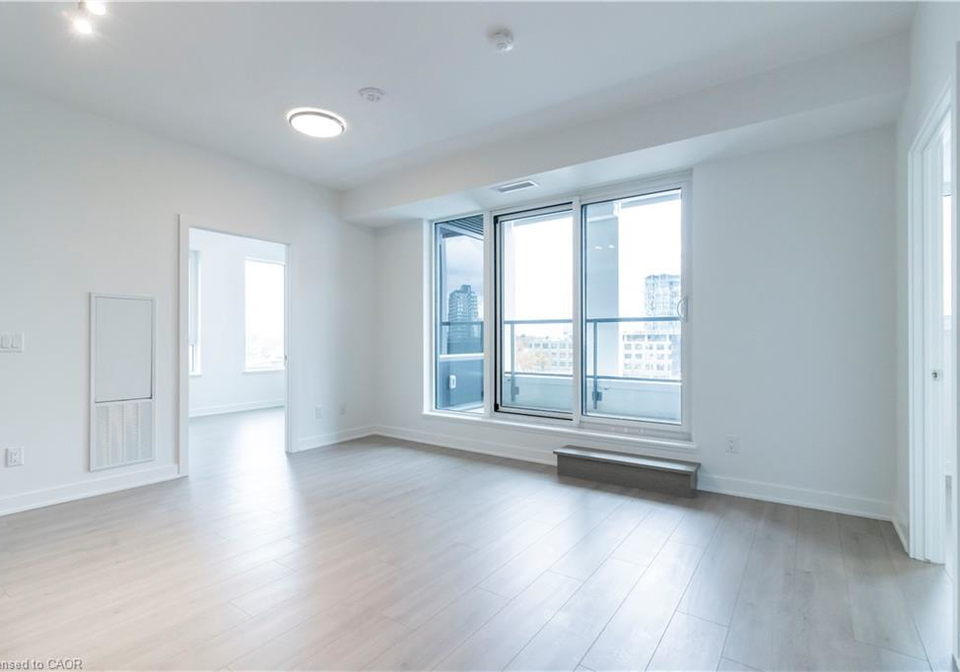 25-wellington-south-street-s-kitchener-ontario-40818820