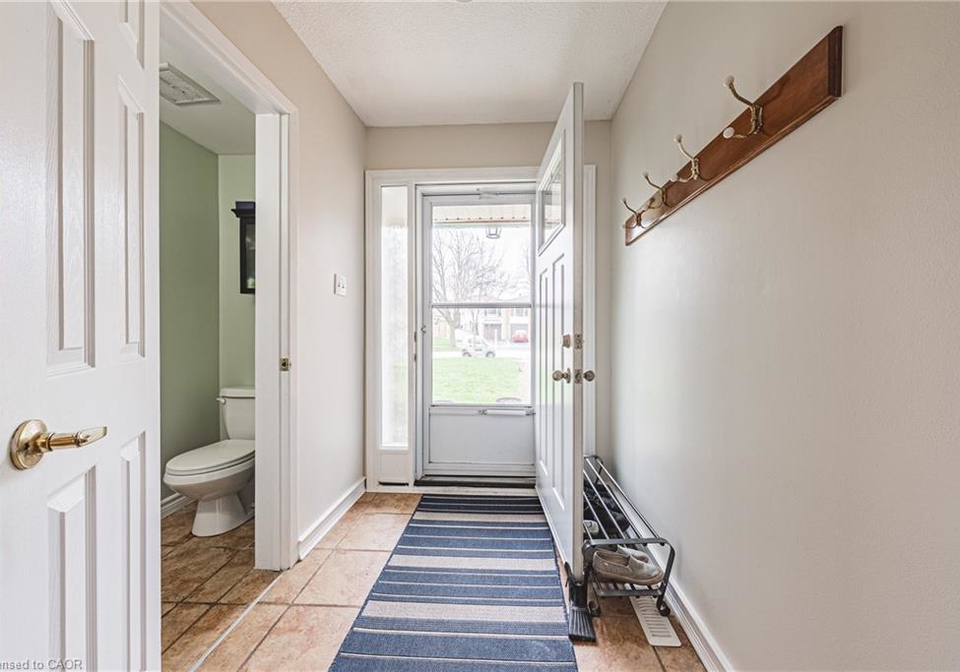 1576-newlands-crescent-burlington-ontario-40818838