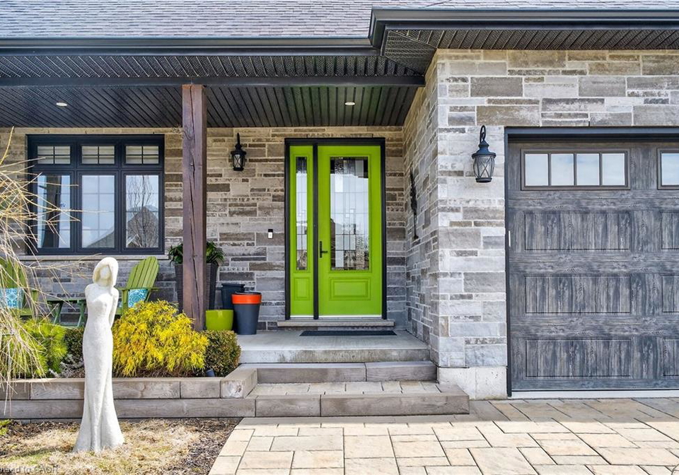 50-bluenose-drive-port-dover-ontario-40818844