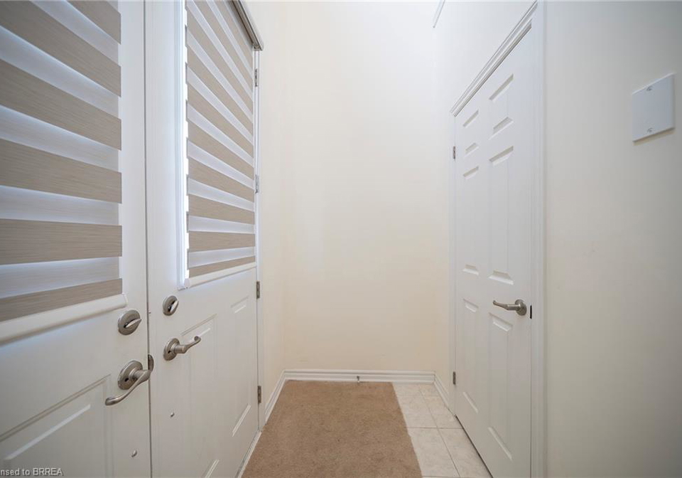 90-hitchman-street-paris-ontario-40818850