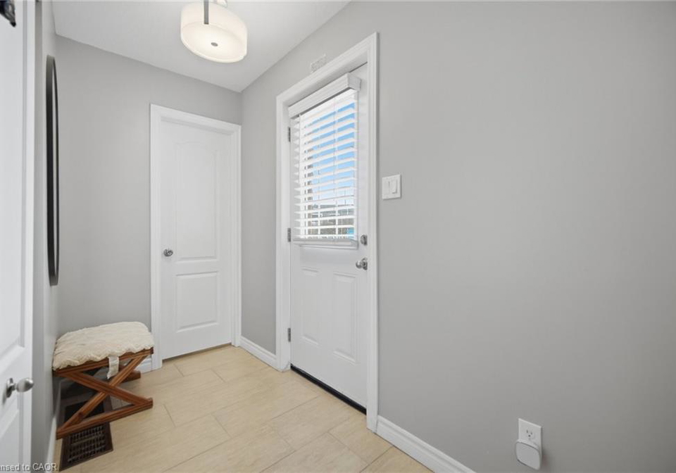 50-westmount-road-w-kitchener-ontario-40818867