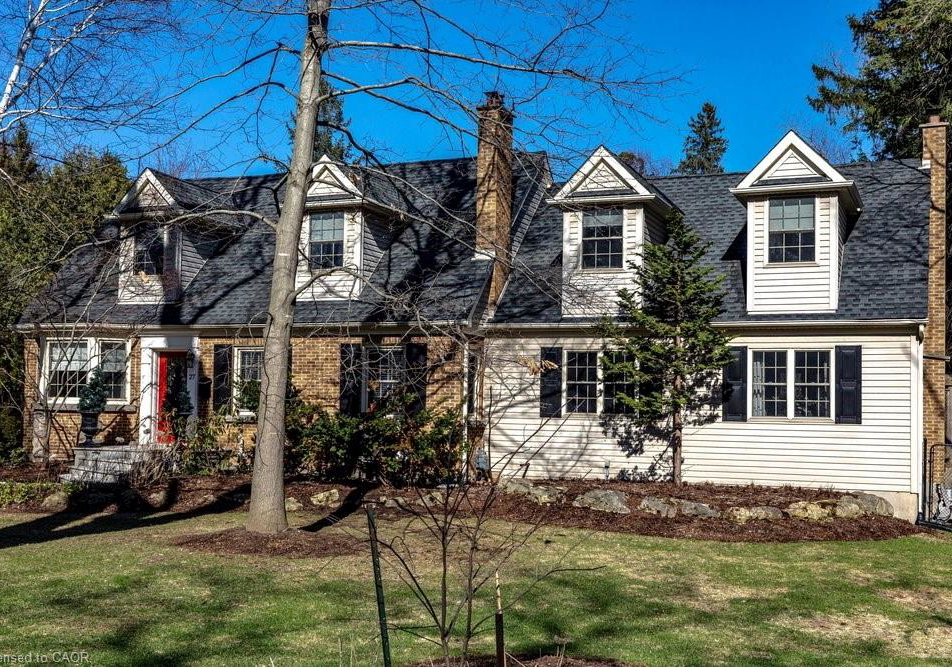 27-lovers-lane-ancaster-ontario-40818894